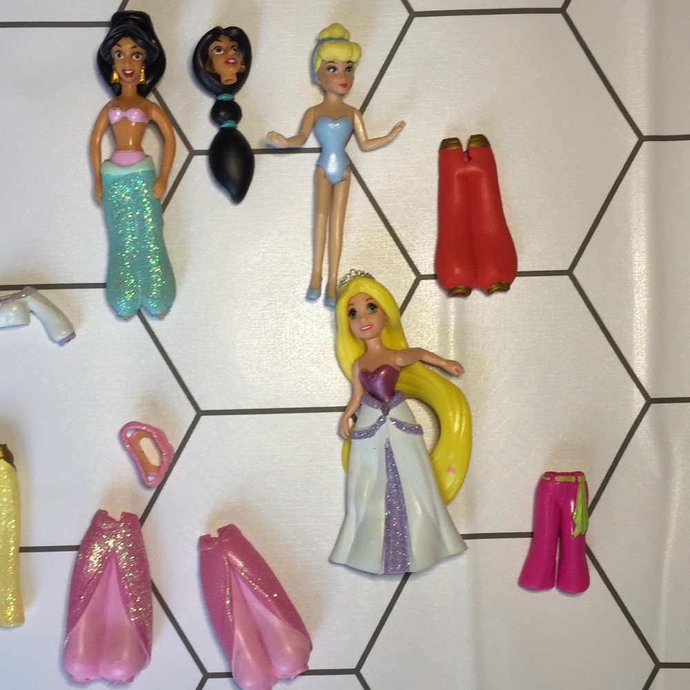 Polly pocket Disney princess dolls